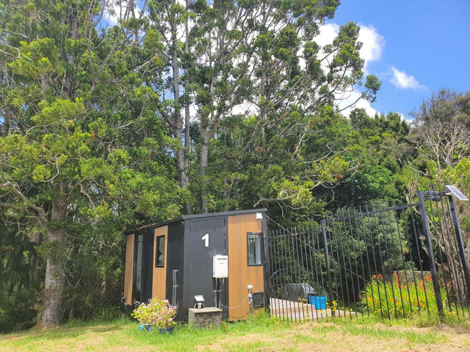 The Kauri Getaway By Tiny Away Villa Waitoki Exterior photo