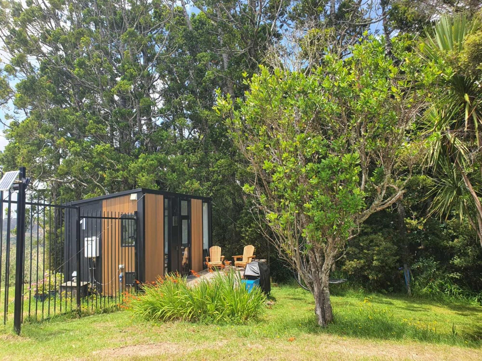 The Kauri Getaway By Tiny Away Villa Waitoki Exterior photo