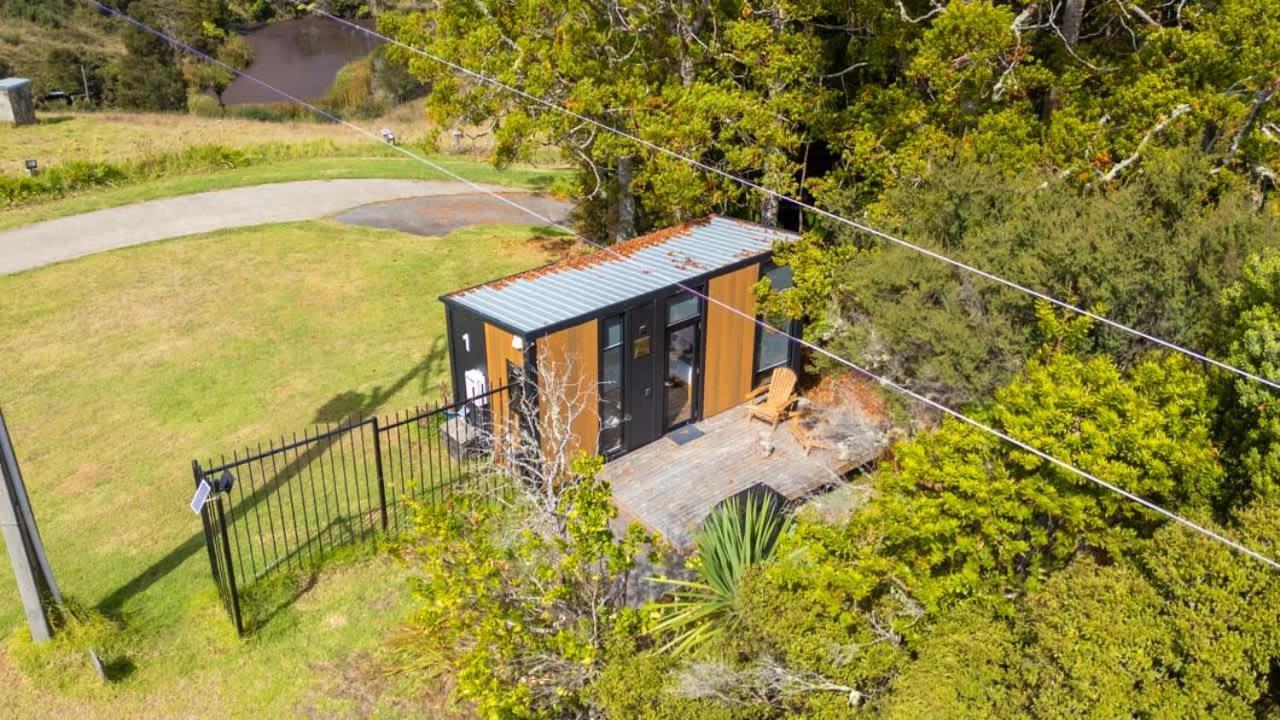 The Kauri Getaway By Tiny Away Villa Waitoki Exterior photo